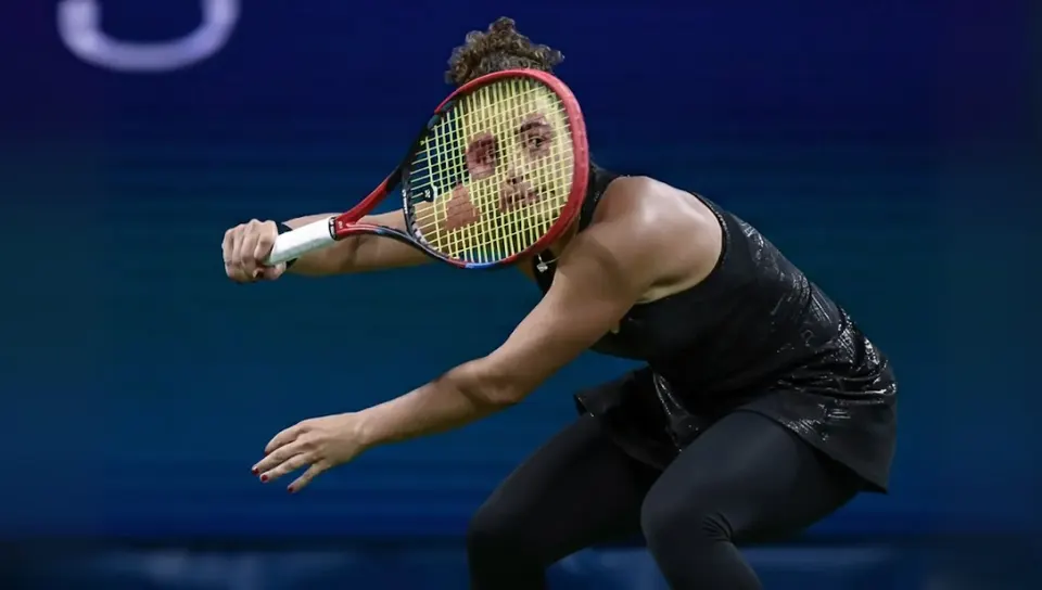 Paolini’s viral “racket face” shot stuns tennis fans: Is this the most iconic tennis image of 2025?