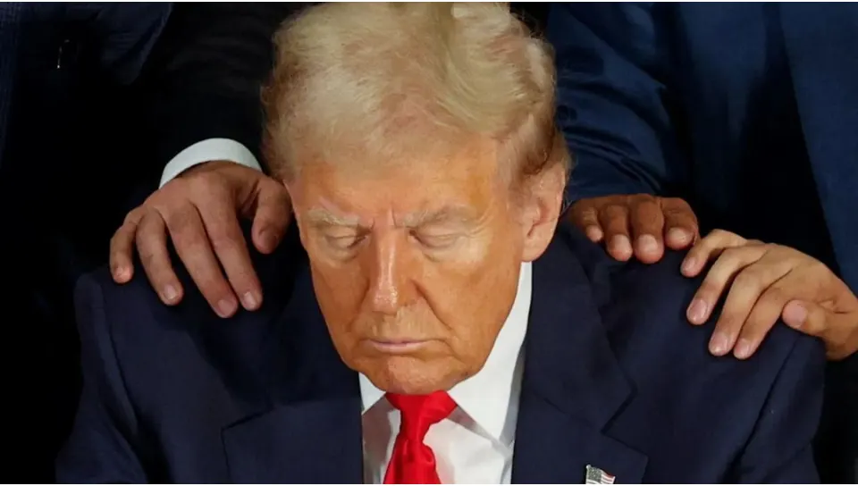 Trump’s New Program Links Prayer to Patriotism: Is ‘America Prays’ His Most Controversial Move Yet?
